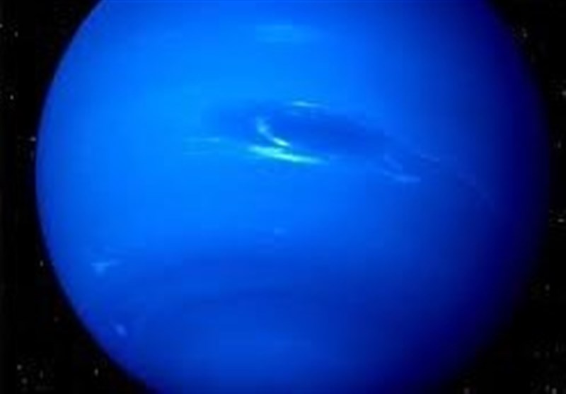 Neptune through hot sale hubble