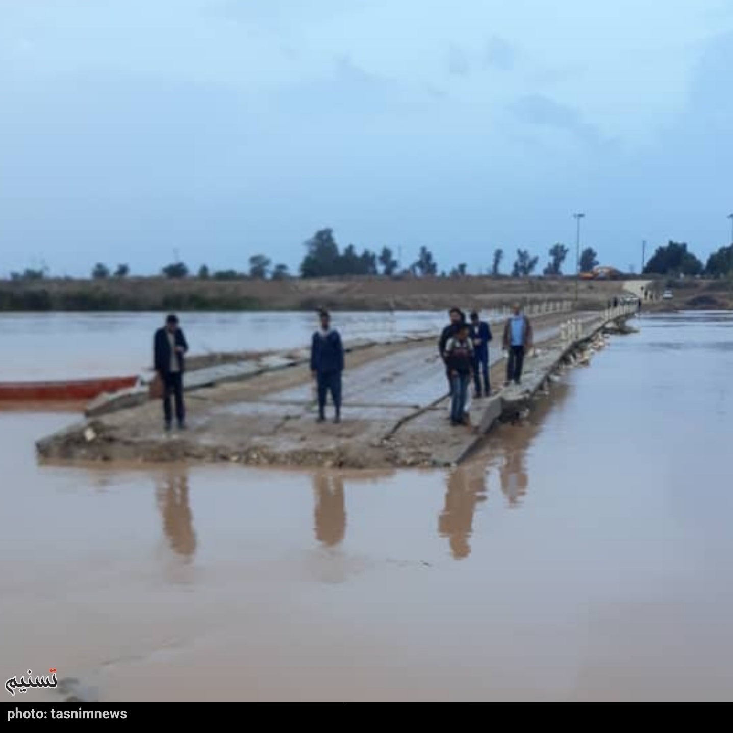 خوزستان| "الغدیر" پلی که بعد از هر بارندگی ناپدید می‌شود!