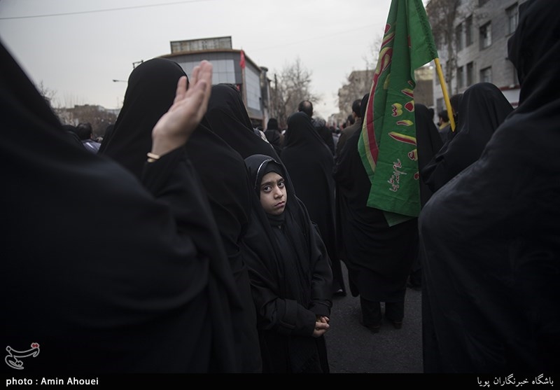 دسته عزاداری یاس کبود بمناسبت شهادت حضرت فاطمه الزهرا(سلام الله علیها) در خیابان نبرد