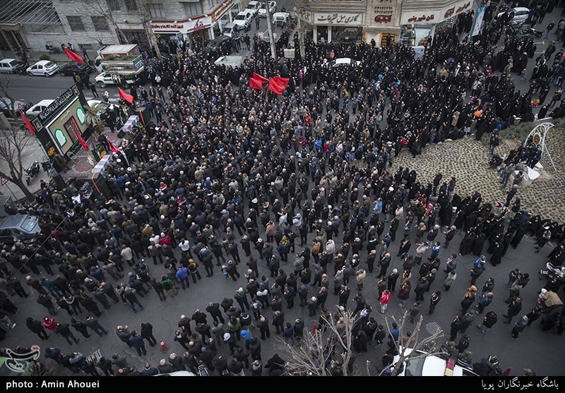 دسته عزاداری یاس کبود بمناسبت شهادت حضرت فاطمه الزهرا(سلام الله علیها) در خیابان نبرد