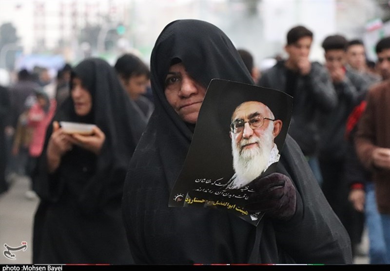 بهمن تماشایی 97| کاشانی‌ها در راهپیمایی 22 بهمن چه گفتند+فیلم