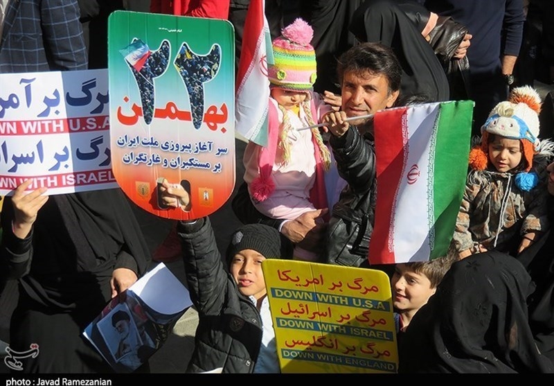 جشن‌های بهارانه انقلاب در 12 نقطه استان سمنان برگزار می‌شود
