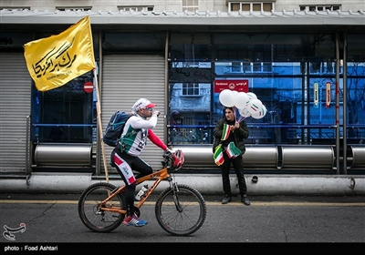 مسیرات الذکرى السنویة الأربعین لانتصار الثورة الاسلامیة فی طهران