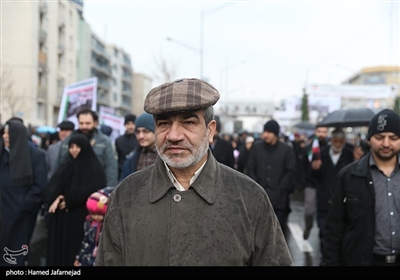  عباسعلی کدخدایی سخنگوی شورای نگهبان در مراسم راهپیمایی 22 بهمن و چهلمین سالگرد پیروزی انقلاب اسلامی در تهران 