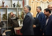 وزیر ارشاد با هنرمند مجسمه‌ساز کرمانی دیدار کرد+تصاویر