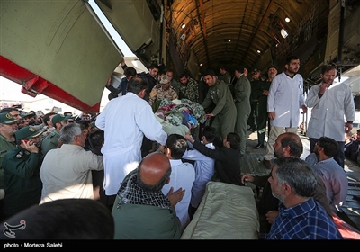 همراه با پیکر پاک 27 شهید حادثه تروریستی سیستان و بلوچستان، تعدادی از مجروحان این حادثه نیز به اصفهان انتقال یافتند تا تحت درمان قرار گیرند.