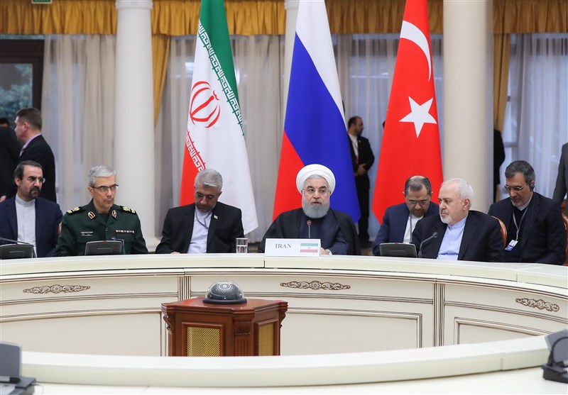روحانی: یجب أن ینتهی تواجد الامریکیین فی سوریا