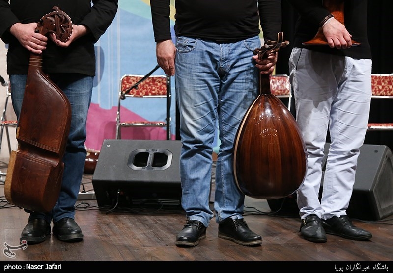 گروه سایه ارغوان در دومین شب سی‌ و چهارمین جشنواره موسیقی فجر