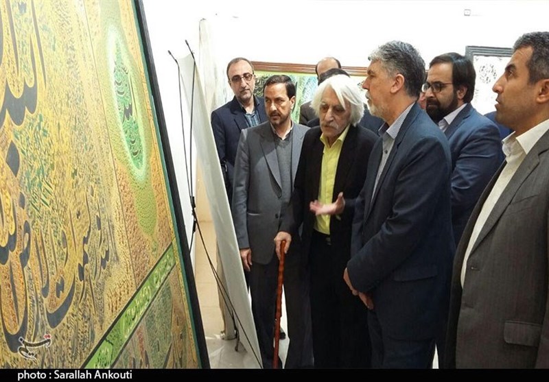 وزیر ارشاد با هنرمند بزرگ خوشنویس کرمانی دیدار کرد+تصاویر