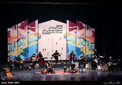 گروه رستاک در سومین شب سی‌ و چهارمین جشنواره موسیقی فجر