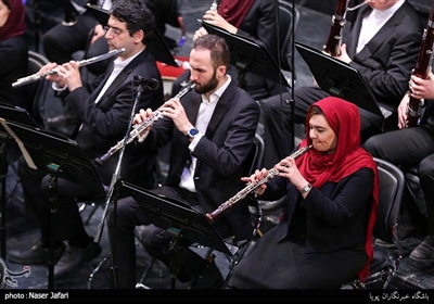 ارکستر سمفونیک تهران در سومین شب سی‌ و چهارمین جشنواره موسیقی فجر