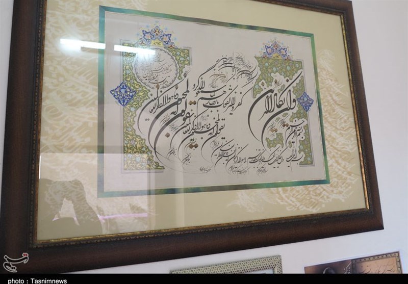تهران| نمایشگاه آثار برگزیده خوشنویسی با عنوان «عشق مهربانی» در اسلامشهر افتتاح شد