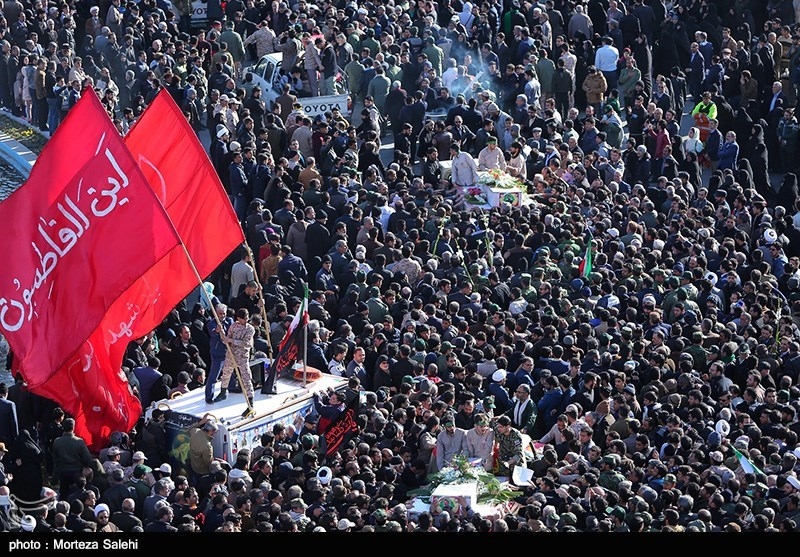 اصفهان| 3 شهید مدافع وطن در نجف آباد تشییع شدند