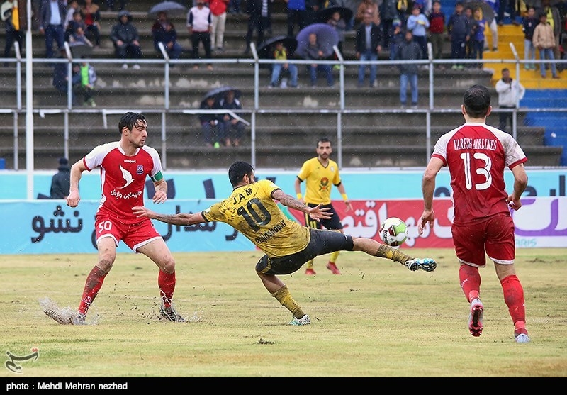 مازندران| حامد شیری: تساوی با پرسپولیس عادلانه بود