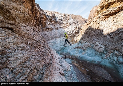 گنبد نمکی جاشک - بوشهر