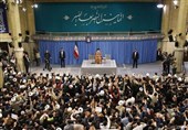 شرحی از یک حدیث نقش بسته بر دیوار حسینیه امام خمینی