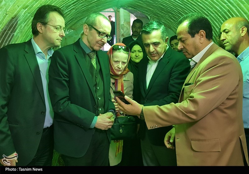 بازدید سفیر اتریش از &quot;مقبره ‌دانیال نبی(ع) و معبد‌ ‌زیگورات چغازنبیل&quot;+تصاویر