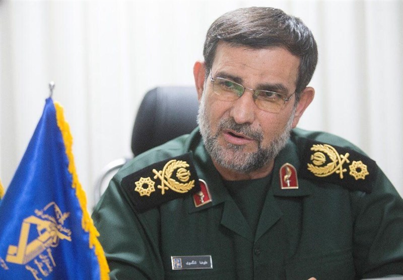 Commander: IRGC Standing Firm against Foreigners in Persian Gulf