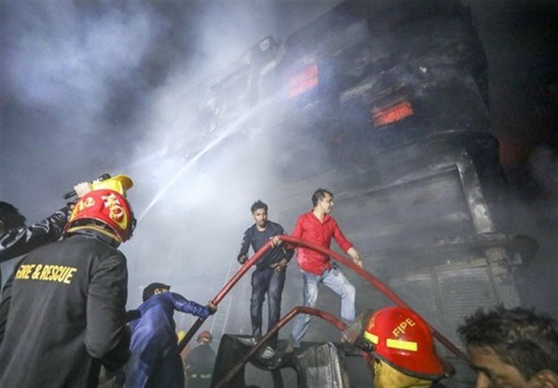 Fire in Centuries-Old Part of Bangladesh&apos;s Capital Kills 70