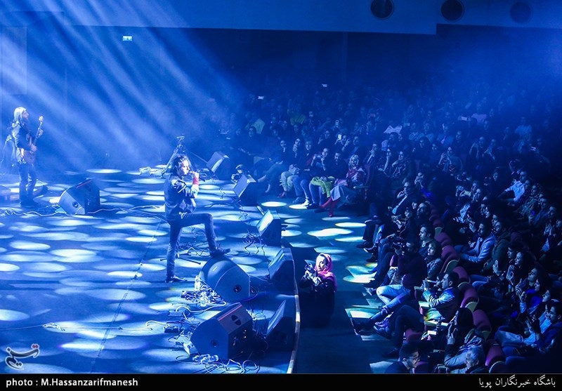 کنسرت کاوه آفاق با اجرای آلبوم لوتوس