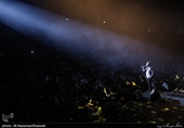 کنسرت کاوه آفاق با اجرای آلبوم لوتوس