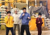 آهنگ تیتراژ پایانی سریال "شش قهرمان و نصفی" متعلق به کیست + صوت
