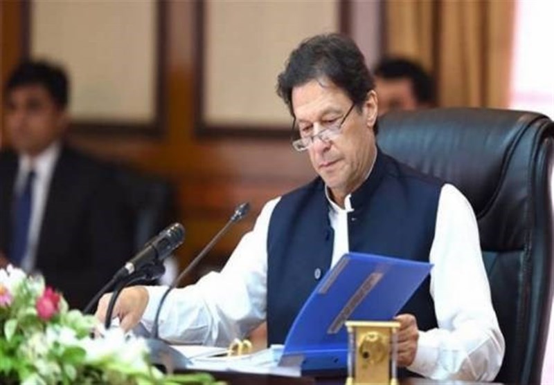 عمران خان: در انتظار ارائه مستندات از سوی هند هستیم تا علیه عاملان حادثه تروریستی پلواما عملیات انجام دهیم