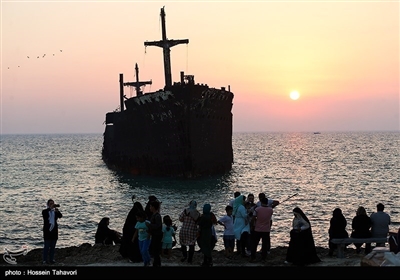 ایران کے جزیرہ کیش میں قدیمی یونانی کشتی