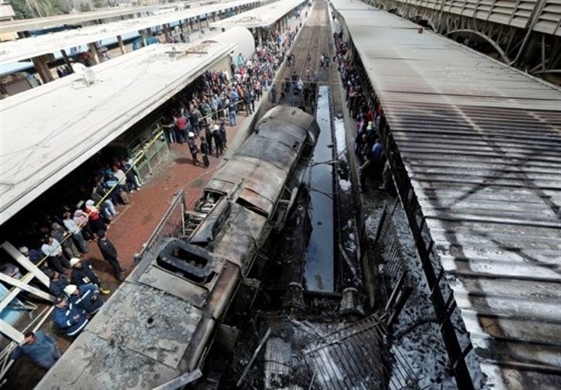 28 کشته و 50 زخمی در حادثه ایستگاه قطار قاهره؛ وزیر حمل و نقل مصر استعفا کرد