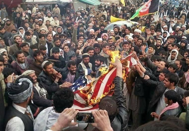 تظاهرات مردم در اعتراض به ادامه کشتار غیرنظامیان توسط نیروهای آمریکایی در افغانستان