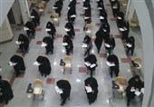 بخش کتبی آزمون سراسری حفظ و مفاهیم قرآن در کرمانشاه برگزار شد‌