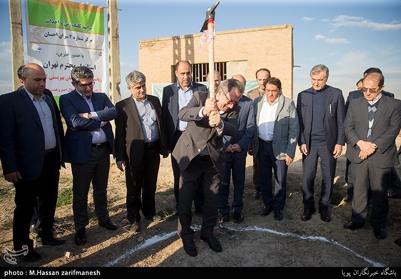 کلنگ زنی بخشهای در دست احداث سرای احسان
