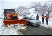 6 راهدارخانه سیار در نقاط برف‌خیز استان گیلان مستقر شد