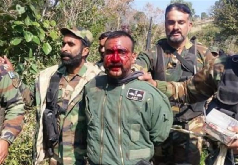 خلبان هندی اسیر پاکستان آزاد شد