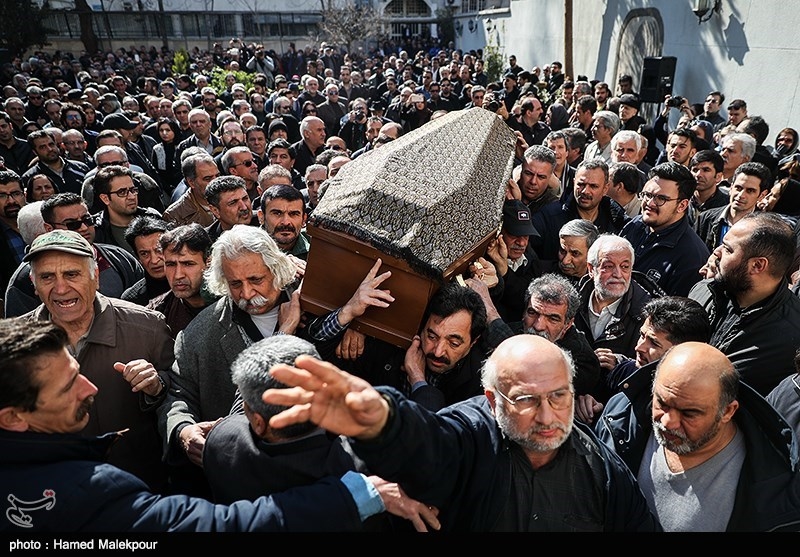 همسر خشایار الوند همسر الهام ایمانی مراسم تشییع هنرمندان علت مرگ هنرمندان عکس جدید بازیگران خانواده سیروس الوند خانواده خشایار الوند تشییع جنازه بازیگران تشییع جنازه امروز بیوگرافی سیروس الوند بیوگرافی خشایار الوند بیوگرافی الهام ایمانی اسامی بازیگران فوت شده ایرانی