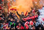 حاشیه دیدار تراکتور – نفت مسجدسلیمان| تشویق بازیکنان مهمان توسط تماشاگران و شعار علیه تارتار