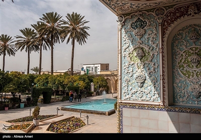 این باغ که نامش را از درختان نارنج درون خود گرفته است، کوچک‌ترین و دوست‌داشتنی‌ترین باغ شیراز است. 