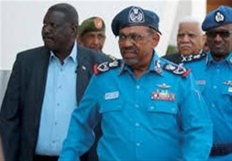 نشست اضطراری عمر بشیر با فرماندهان ارتش برای بررسی اوضاع سودان