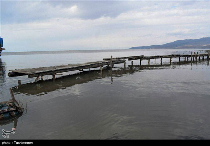 تجمیع اراضی کشاورزی حق آبه دریاچه ارومیه را احیا می‌کند