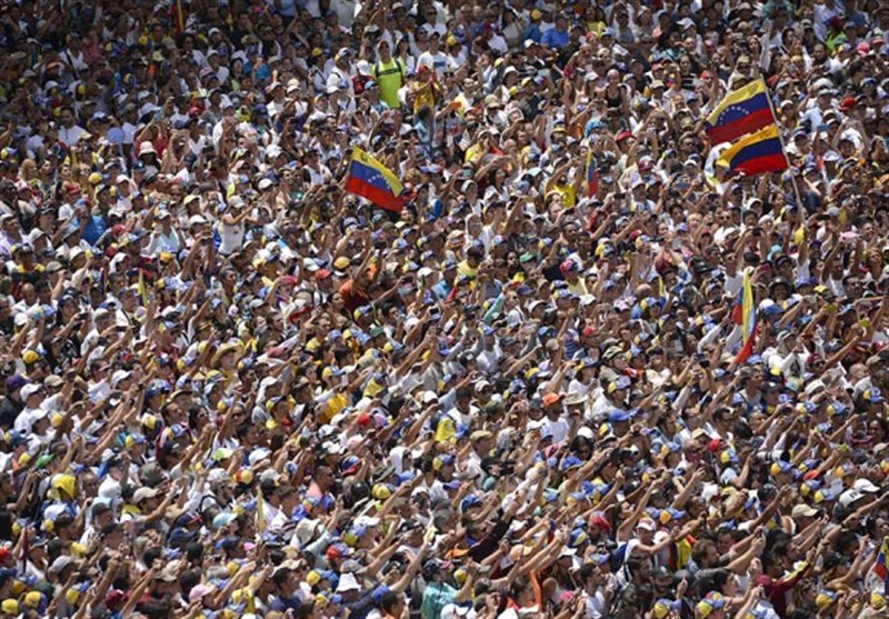 دستور ونزوئلا به دیپلمات‌های آمریکایی برای ترک کاراکاس