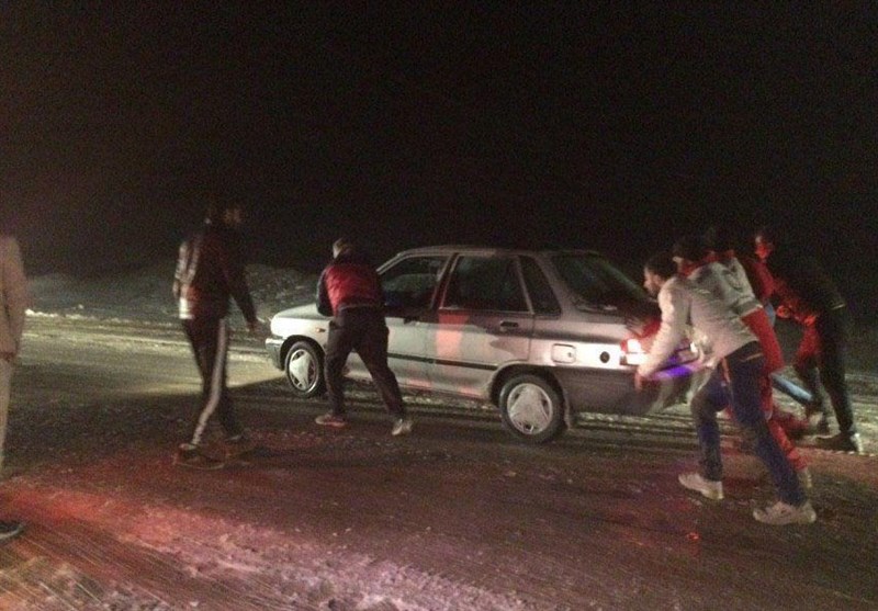 279 گرفتار در برف و کولاک در استان سمنان نجات یافتند