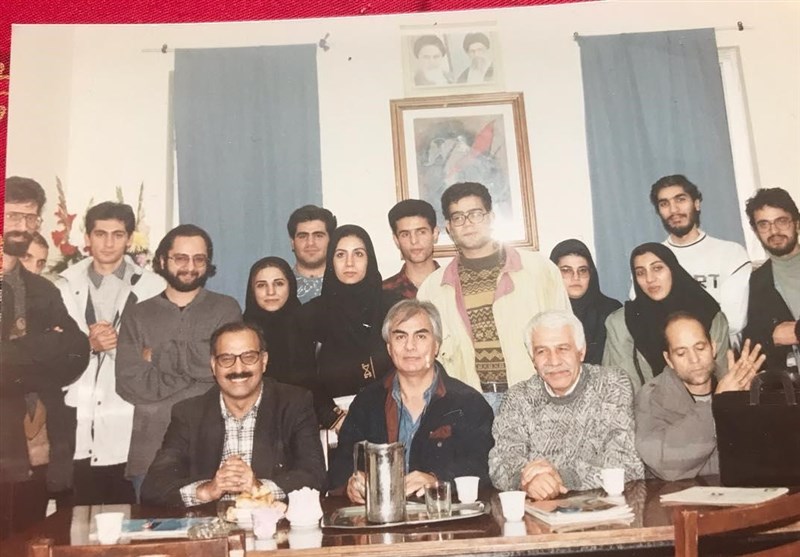 نصرالله قادری از مجله نمایش خداحافظی کرد