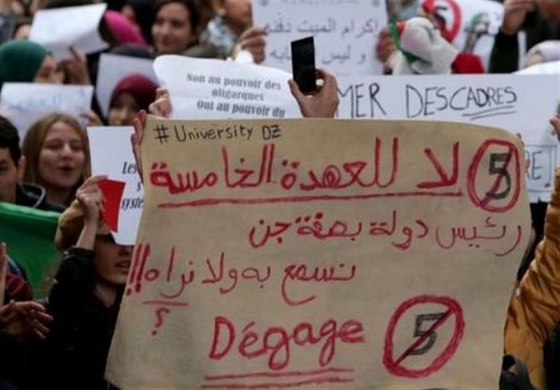 الجزایر در گرداب تظاهرات و اعتصابات