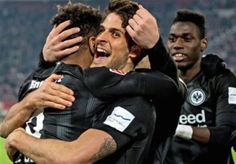 فوتبال جهان| پیروزی اینتراخت فرانکفورت در «کامرز بانک»