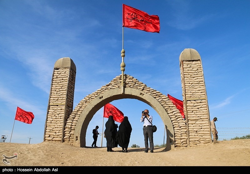 زائران مازندرانی از یادمان شهدای غواص در خوزستان دیدن می‌کنند