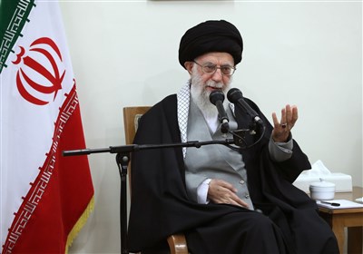 امام خامنهای: آمریکا دست به تهاجم حداکثری زده/ سنگینترین شکست تاریخ آمریکا را نصیبشان میکنیم