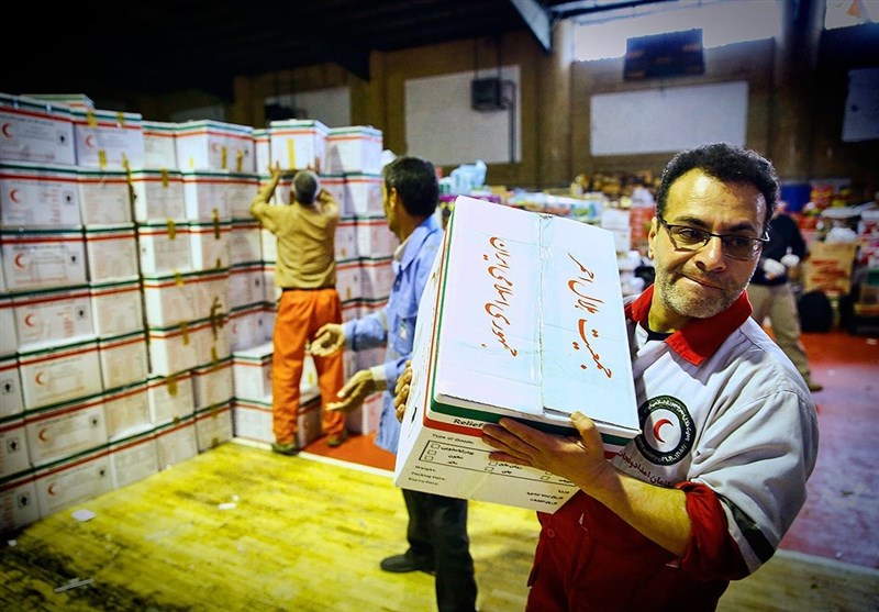 هلال احمر خراسان رضوی 4900 قلم مواد غذایی به مناطق سیل‌زده گلستان ارسال کرد