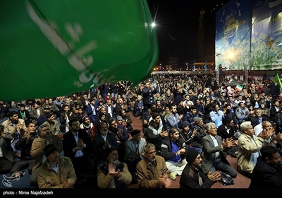 گلباران حرم امام رضا در شب میلاد جوادالائمه(ع)