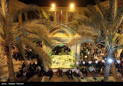 مراسم تحویل سال نو در جوار مزار شهدای گمنام - کیش