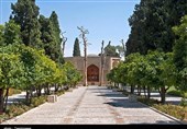بهار 98| زیبایی جهان در باغ جهان‌نمای شیراز؛ جلوه‌های ناب طبیعت بهاری+فیلم